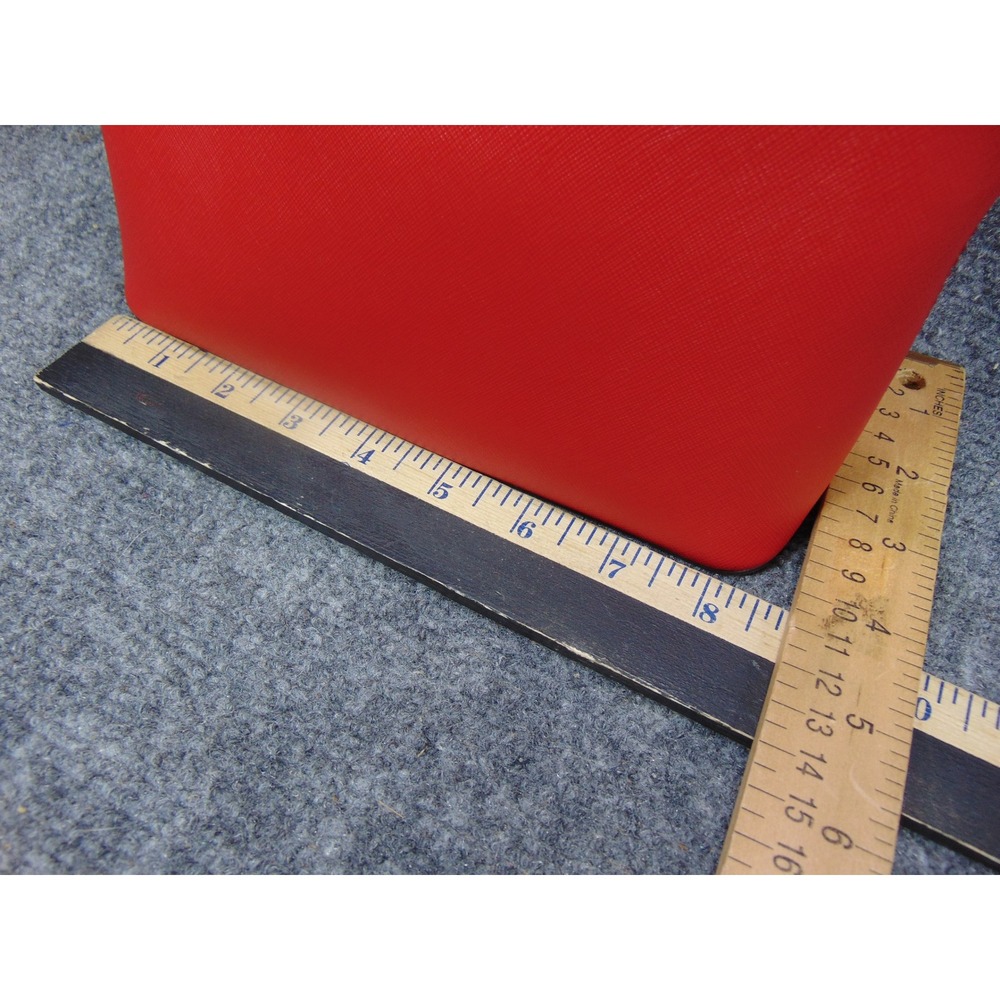 Michael Kors Cindy Dome Crossbody Red Saffiano Leather 38S9YCP03L Gold Chain - Picture 4 of 14